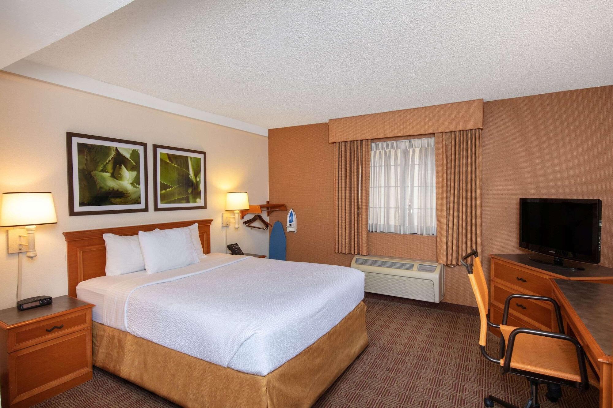 La Quinta By Wyndham Las Vegas Airport N Conv. Εξωτερικό φωτογραφία