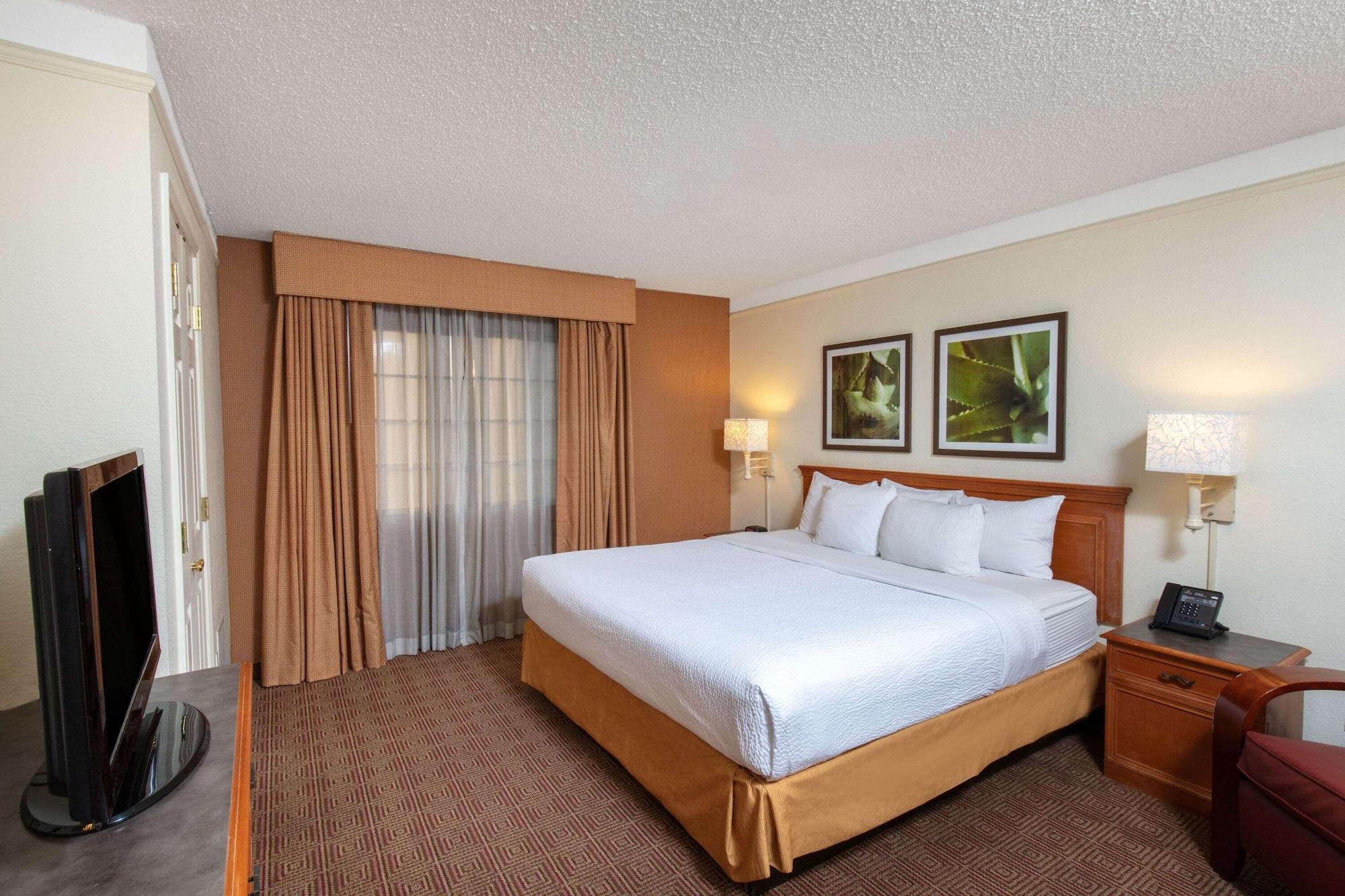 La Quinta By Wyndham Las Vegas Airport N Conv. Εξωτερικό φωτογραφία